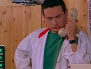 Δεν πάει ο νους σας! Πόσο χρονών είναι ο Μιχαλάκης από τα «Εγκλήματα»;